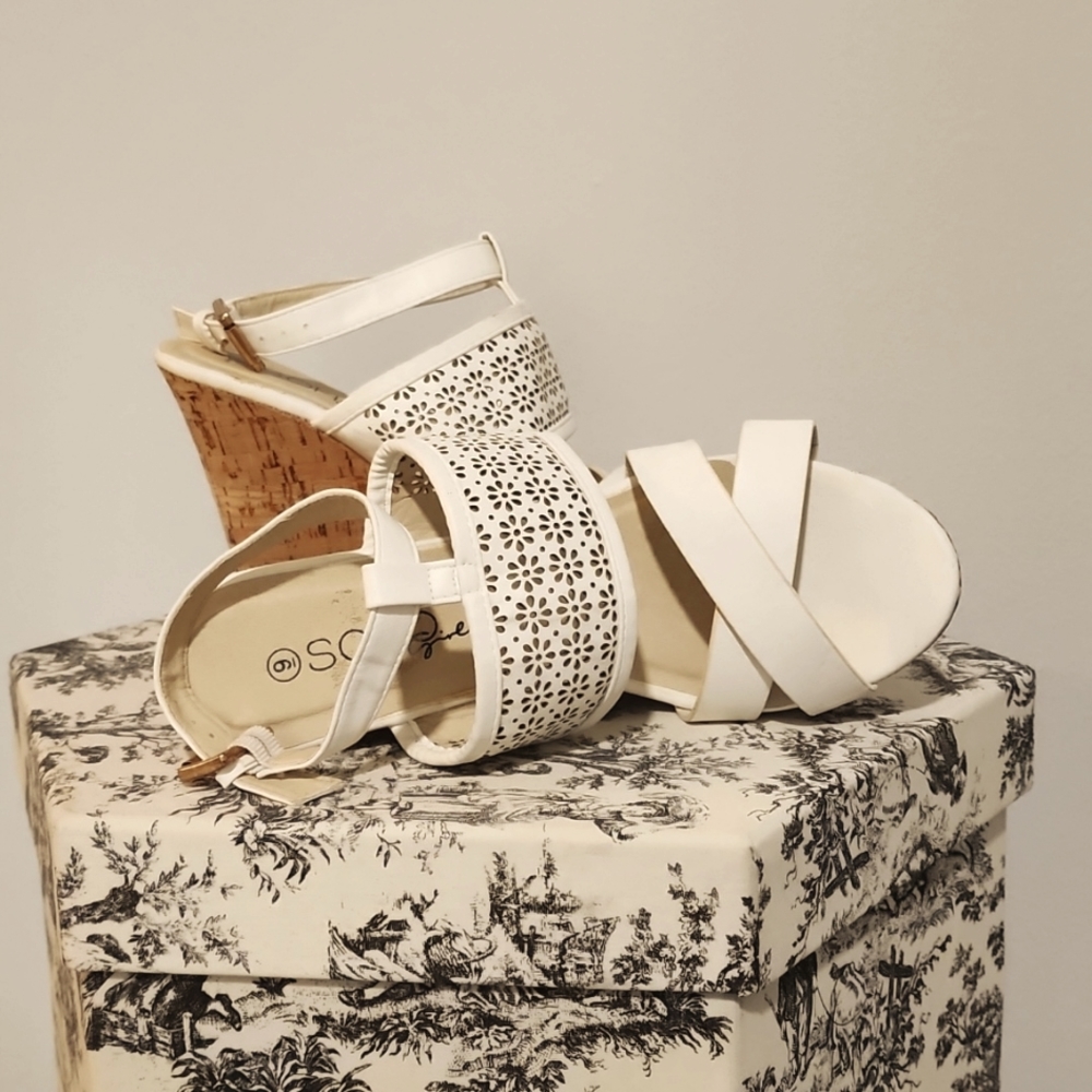 Soho Girl, White Wedge Sandals, Sz. 9